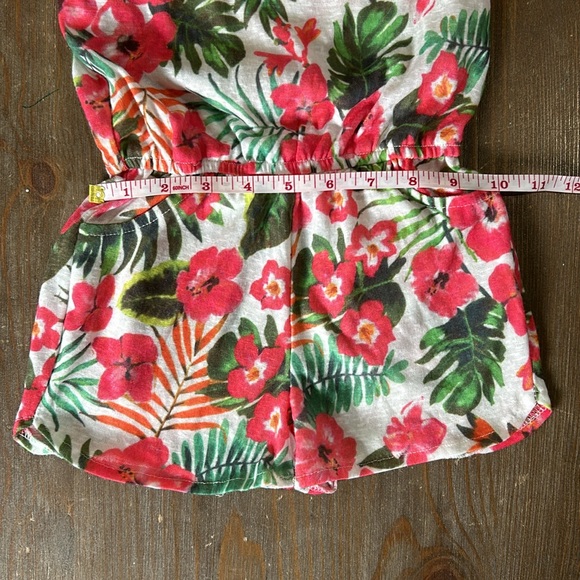 Toddler Floral Romper 🌺 - Picture 3 of 6